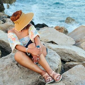 Meet your Posher, Kalinda